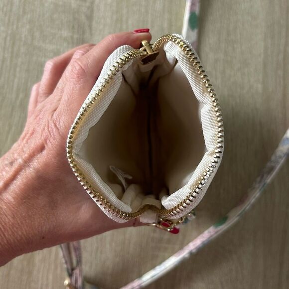 NWT … TIME AND TRU “Wallet On A String” Phone Holder / Purse - Picture 4 of 6